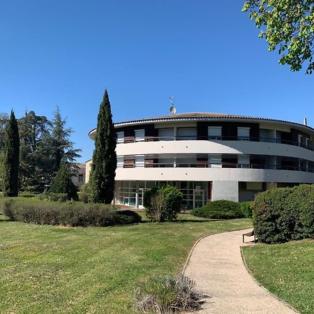 Residence "Les Fontaines" Des Thermes De Castera-Verduzan Exterior photo